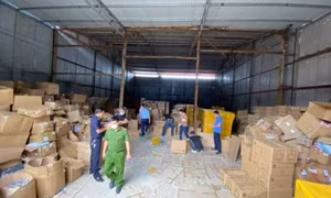 Niêm phong 103.000 sản phẩm thuốc lá điện tử có dấu hiệu nhập lậu