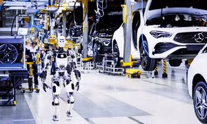 Mercedes-Benz đưa robot hình người vào sử dụng