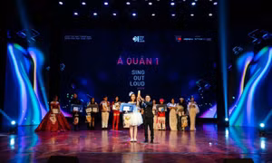  Học sinh trường THPT Hòn Gai đạt giải Á quân 1 Cuộc thi hát tiếng Anh toàn quốc