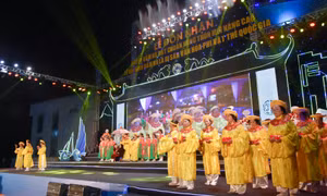 Giữ gìn, phát huy văn hóa truyền thống trong dòng chảy hiện đại
