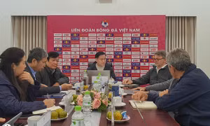 VFF trấn an HLV Troussier trước đại chiến Indonesia
