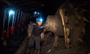 TKV: Cải thiện môi trường làm việc, thu nhập cho người lao động