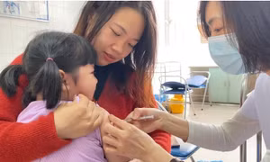 Ngăn chặn dịch sởi lây lan vì đã có 42 ca mắc và nghi mắc
