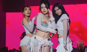 Khi tlinh, Phương Mỹ Chi trắng tay ở Cống hiến