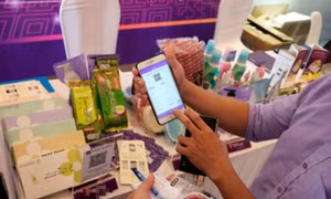 Bùng nổ thanh toán QR Code