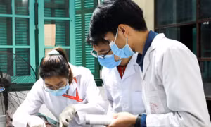 Loạt trường Y dược tuyển sinh bằng học bạ
