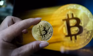Bitcoin thành tài sản lớn thứ 8 thế giới