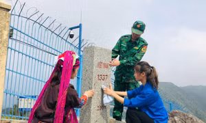"4 cùng" ở Đồn Biên phòng Quảng Đức