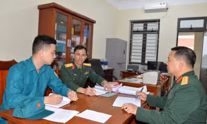 Phát triển lực lượng dân quân tự vệ biển vững mạnh