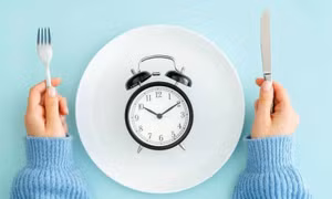 Nhịn ăn gián đoạn làm tăng 91% nguy cơ tử vong do tim mạch