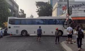 Đôi nam nữ tử vong sau tai nạn ở trung tâm TP HCM