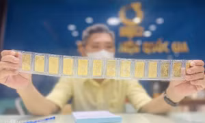 Giá vàng miếng SJC tuột mốc 80 triệu đồng