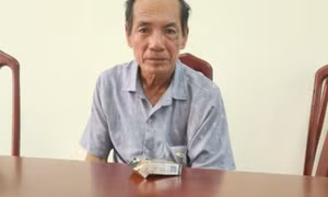 Anh em ruột cầm lựu đạn đi cướp, trốn truy nã 42 năm vừa bị bắt
