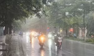 Khu vực Bắc Bộ và Thanh Hóa có mưa vài nơi, đêm và sáng trời rét
