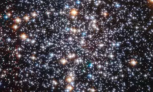 Kính viễn vọng Hubble phát hiện "hố đen ẩn" hiếm gặp trong Dải Ngân hà