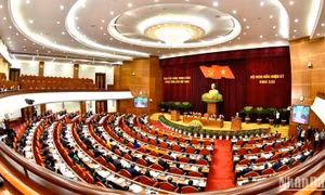 Thông cáo báo chí về ngày làm việc thứ nhất của Hội nghị giữa nhiệm kỳ Ban Chấp hành Trung ương Đảng khóa XIII
