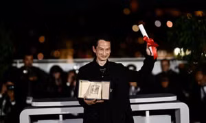 Trần Anh Hùng thắng đạo diễn xuất sắc ở Cannes