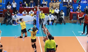 SEA Games 32: Bóng chuyền nữ Việt Nam khó đổi màu huy chương