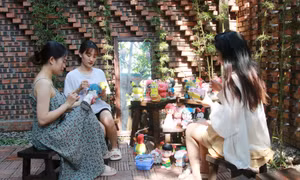 “Cho tôi xin một vé đi tuổi thơ”