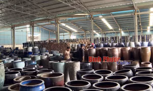 Nhọc nhằn nghề nung gốm
