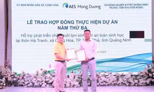 Sơ kết Dự án “Hỗ trợ phát triển chăn nuôi lợn sinh sản an toàn sinh học”
