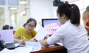 Mức hưởng trợ cấp thất nghiệp tối đa của viên chức khi lương cơ sở tăng