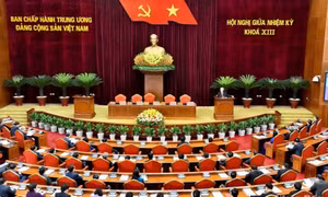 Thông cáo báo chí ngày làm việc thứ ba và bế mạc Hội nghị giữa nhiệm kỳ Ban Chấp hành Trung ương Đảng khóa XIII