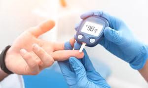5 lý do lượng đường trong máu thay đổi thất thường