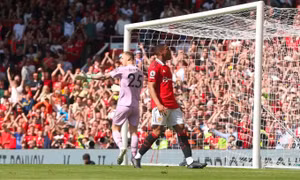 Man Utd xây chắc hơn vị trí trong Top 4