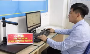 Cấp hơn 30 nghìn thẻ bảo hiểm y tế cho trẻ em dưới 6 tuổi qua dịch vụ công liên thông 