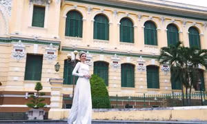 'Hoa hậu đẹp nhất thế giới' quảng bá thắng cảnh Việt
