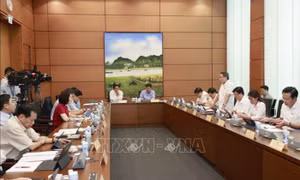 Động lực tăng trưởng phải từ trong nước