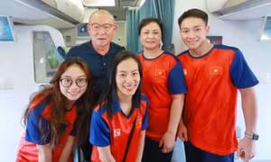 HLV Park Hang Seo sang Campuchia cổ vũ U22 Việt Nam đấu U22 Thái Lan