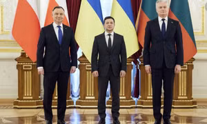 Tổng thống 4 quốc gia NATO đồng loạt thăm Ukraine