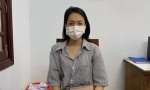 Người mẫu ảnh 8 lần trộm tiền bạn cùng phòng để trưng diện
