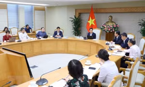 Tìm các giải pháp khắc phục tình trạng thiếu hụt lao động