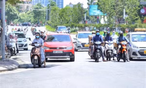 Đông Bắc Bộ có mây, ngày nắng, chiều tối và đêm có mưa rào và dông vài nơi