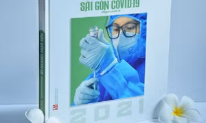 Ra mắt sách ảnh 'Sài Gòn COVID-19'