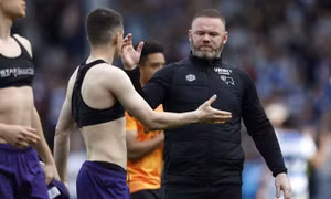 Rooney cùng học trò ở Derby County xuống hạng