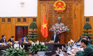 Dứt khoát không để khủng hoảng năng lượng, bảo đảm cung ứng điện cả trước mắt và lâu dài