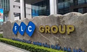 FLC lo bị thâu tóm, đề nghị đình chỉ giao dịch chính mã chứng khoán của mình