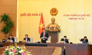 Bế mạc Phiên họp thứ 10 của Ủy ban Thường vụ Quốc hội