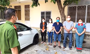 Trùm đường dây số đề nhảy lầu để trốn