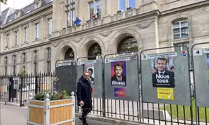 Bầu cử Tổng thống Pháp 2022: Ông Macron và bà Le Pen đủ tiêu chuẩn vào vòng hai