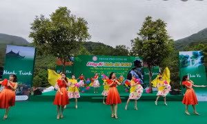 Uông Bí chào hè 2022