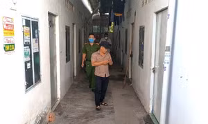 Điều tra vụ cô gái tử vong trong tư thế treo cổ