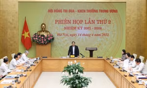Thủ tướng: Thi đua, khen thưởng phải thiết thực, hiệu quả, từ nhân dân