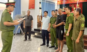 Bắt khẩn cấp đối tượng chém cán bộ công an tại trụ sở