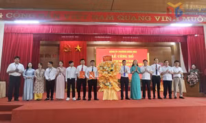 Công bố quyết định thành lập Chi bộ Công ty TNHH Kỹ thuật điện tử Tonly Việt Nam