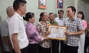 Phường Hà Tu: Người dân hiến tặng ngôi nhà 2 tầng để mở rộng vỉa hè